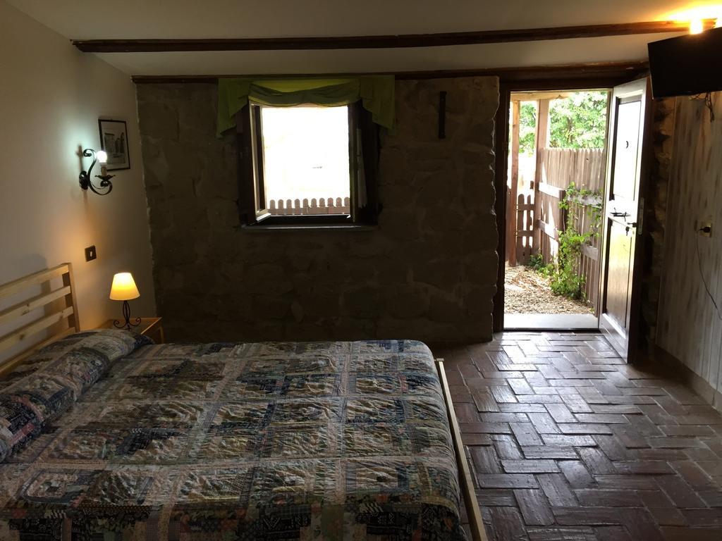 Agriturismo Monte Due Torri เจนซาโน ดิ โรมา ภายนอก รูปภาพ