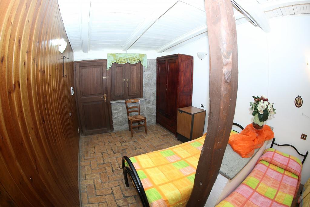 Agriturismo Monte Due Torri เจนซาโน ดิ โรมา ภายนอก รูปภาพ