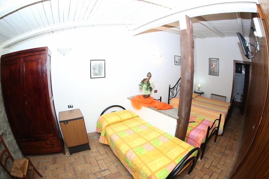 Agriturismo Monte Due Torri เจนซาโน ดิ โรมา ภายนอก รูปภาพ
