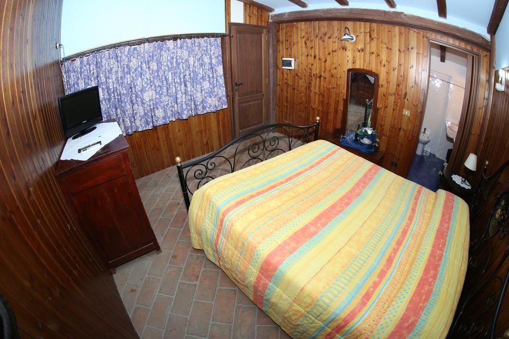 Agriturismo Monte Due Torri เจนซาโน ดิ โรมา ภายนอก รูปภาพ