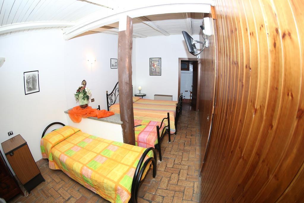 Agriturismo Monte Due Torri เจนซาโน ดิ โรมา ภายนอก รูปภาพ